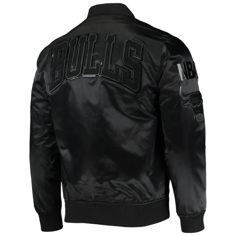 Chicago Bulls Pro Standard Triple Black Gloss Jackets