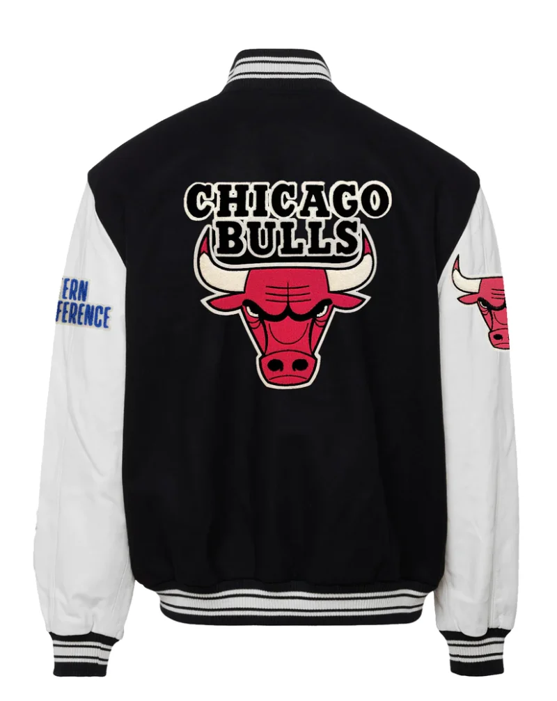 Chicago Bulls Wool & Leather Black / White Varsity Jacket