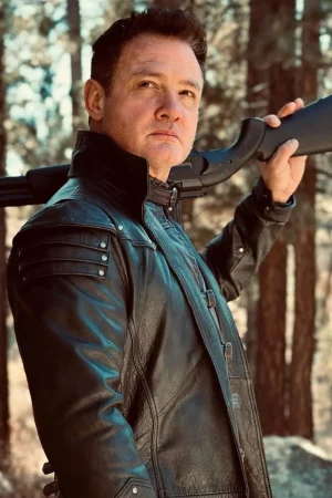 Hansel and Gretel Jeremy Renner Coat